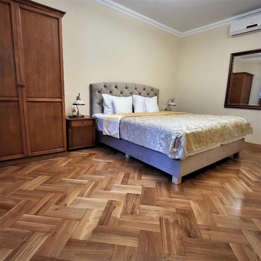 Hotel Sarmata Zespół Dworski Sandomierz Exterior foto