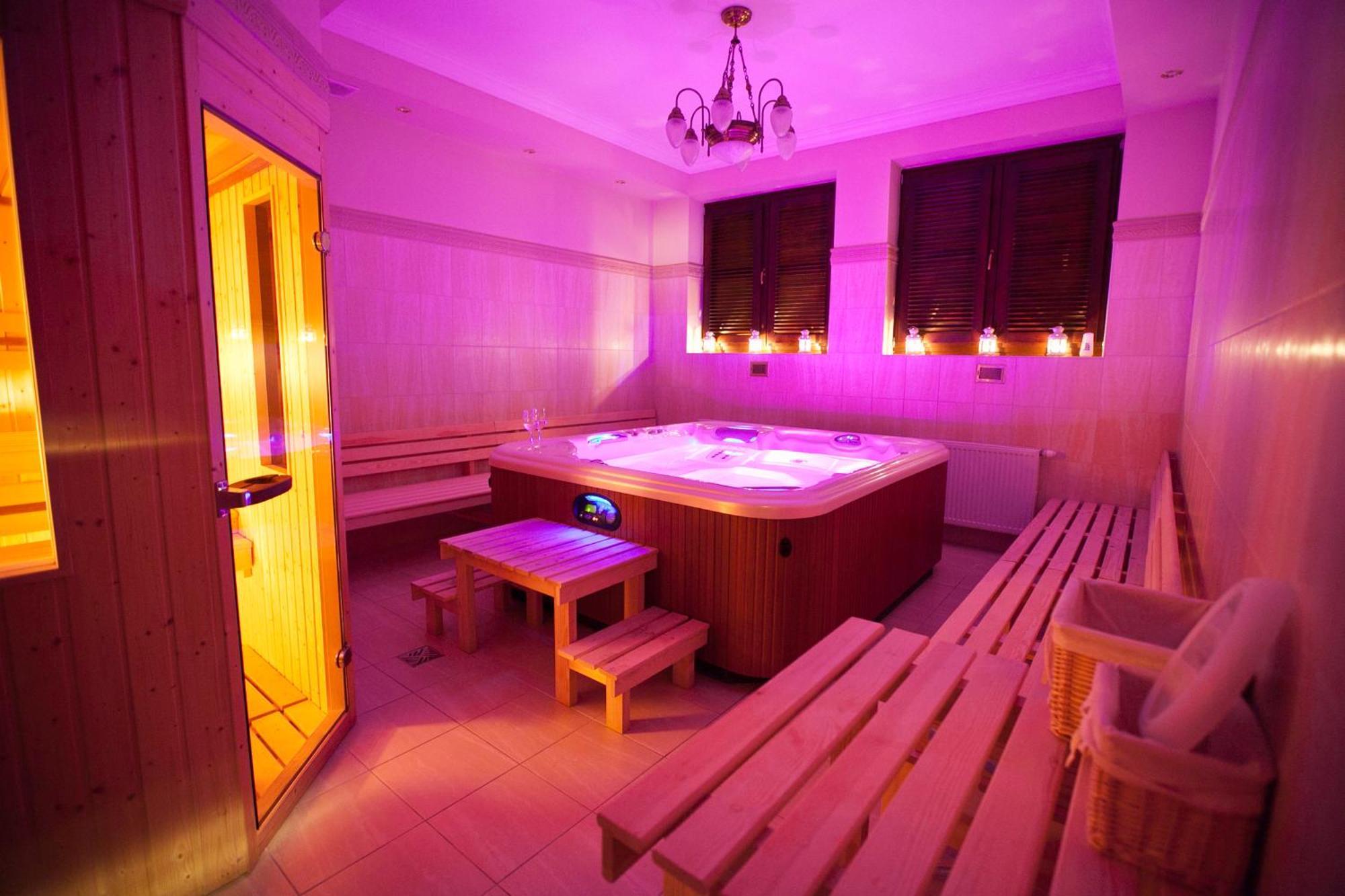 Hotel Sarmata Zespół Dworski Sandomierz Instalações foto